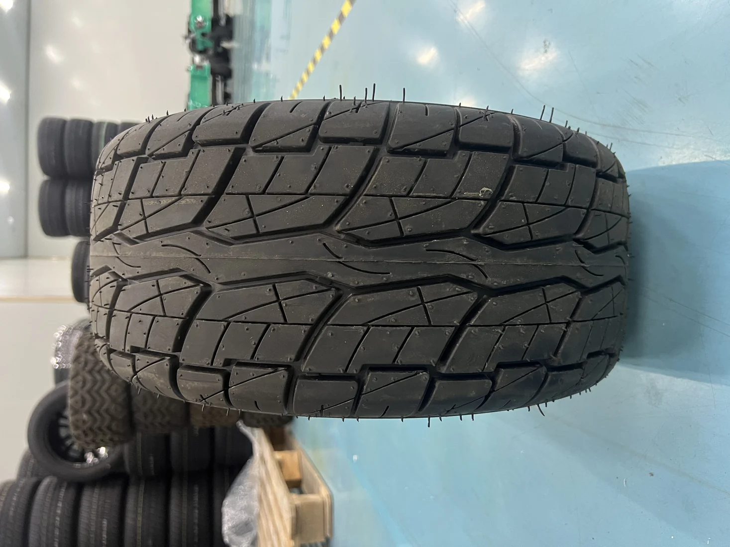 Tire 01 road tread